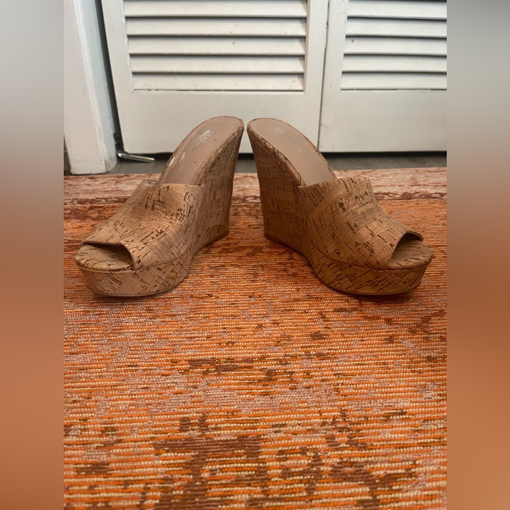 Cork wedges